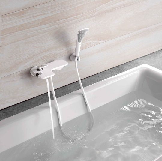 Смеситель Kludi Balance 524459175 для ванны с душем фото в интернет-магазине «Wasser-Haus.ru»