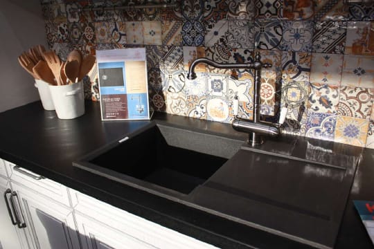 Мойка кухонная Omoikiri Sakaime 78-BL черная фото в интернет-магазине «Wasser-Haus.ru»