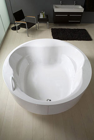 Акриловая ванна Kolpa San Opera 5046-01 180x180 фото в интернет-магазине «Wasser-Haus.ru»