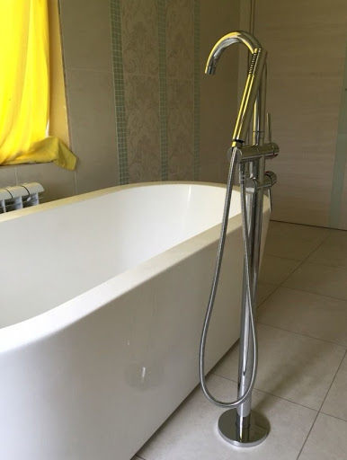 Смеситель Gemy G7098A напольный, хром фото в интернет-магазине «Wasser-Haus.ru»