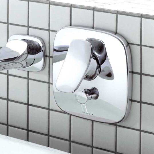 Смеситель Kludi Ambienta 536500575 для ванны с душем фото в интернет-магазине «Wasser-Haus.ru»