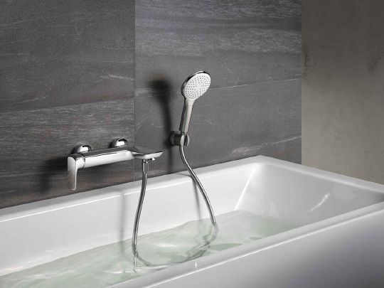 Смеситель Kludi Ameo 416710575 для ванны с душем фото в интернет-магазине «Wasser-Haus.ru»