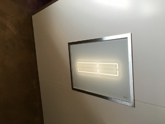 Кнопка смыва TECE Lux Mini 9240960 сенсорная белая фото в интернет-магазине «Wasser-Haus.ru»