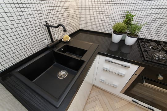 Мойка кухонная Omoikiri Daisen 78-2-BL черная фото в интернет-магазине «Wasser-Haus.ru»