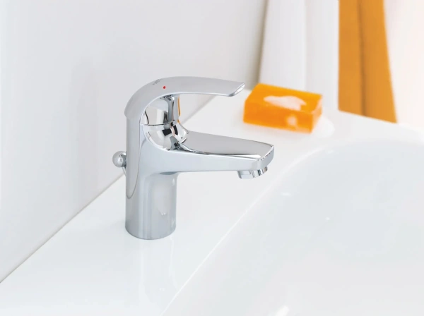 Смеситель для раковины Grohe BauCurve 32805000 фото в интернет-магазине «Wasser-Haus.ru»