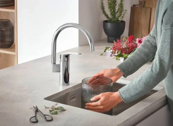 Смеситель для кухни Grohe Eurosmart 33202003 фото в интернет-магазине «Wasser-Haus.ru»