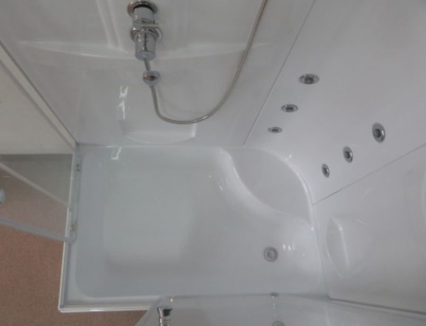 Душевая кабина Royal Bath  RB 8100BP2-T (прозрачное) левая фото в интернет-магазине «Wasser-Haus.ru»