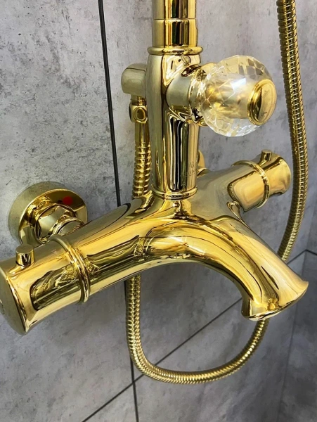 Душевая стойка AltroBagno Beatrice 030408 Or, золото фото в интернет-магазине «Wasser-Haus.ru»