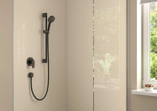 Встраиваемый смеситель для душа и ванны Hansgrohe Vernis Blend 71649670 черный фото в интернет-магазине «Wasser-Haus.ru»