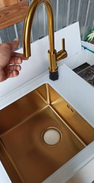 Смеситель для кухни Seaman Barcelone SSL-5815 gold satin фото в интернет-магазине «Wasser-Haus.ru»