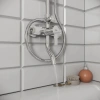 Душевая стойка Milardo Stripe STRSB1FM06 фото в интернет-магазине «Wasser-Haus.ru»