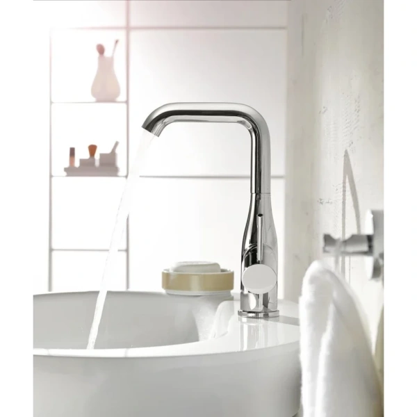 Смеситель для раковины Grohe Essence 23541001 для раковины, хром фото в интернет-магазине «Wasser-Haus.ru»