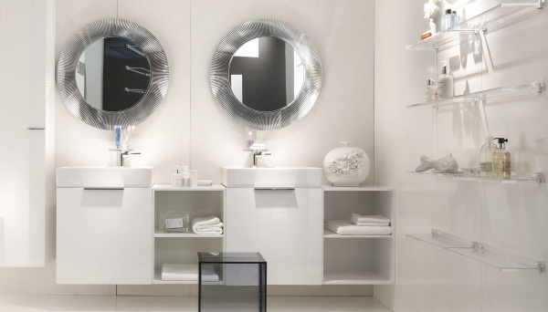 Полка Laufen Kartell by Laufen 3.8533.0.084.000.1 фото в интернет-магазине «Wasser-Haus.ru»