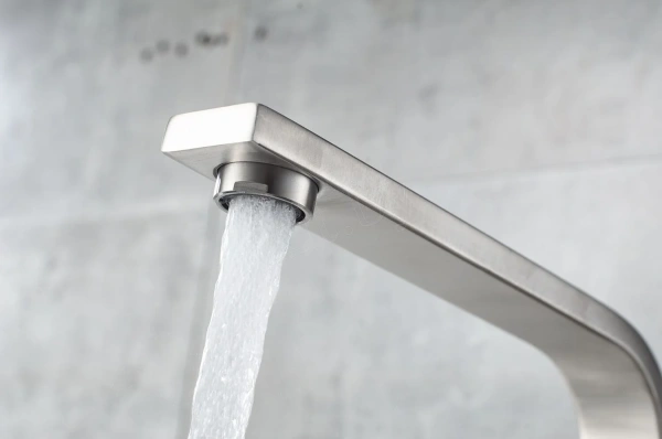 Смеситель для кухни Ledeme H733 L74033 матовый хром фото в интернет-магазине «Wasser-Haus.ru»