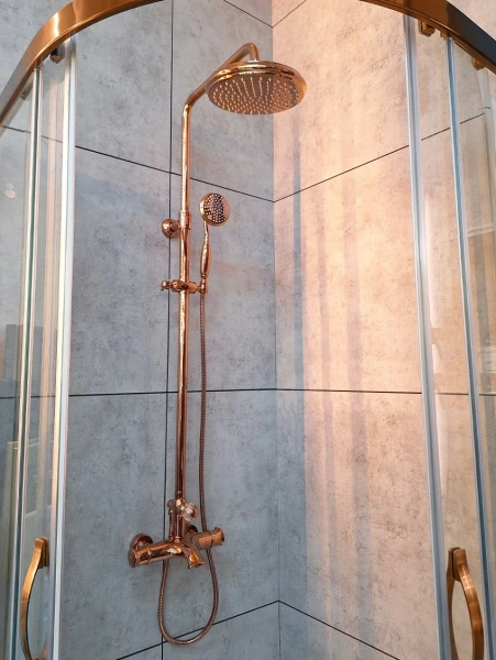Душевая стойка AltroBagno Beatrice 030423 ROr, розовое золото фото в интернет-магазине «Wasser-Haus.ru»