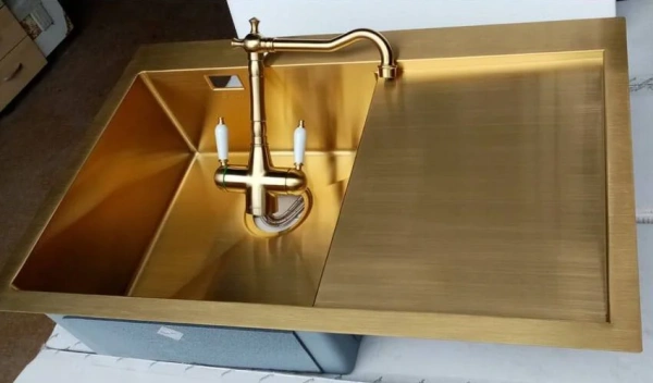 Смеситель для кухни Seaman Visconti SSL-7517-LG light gold фото в интернет-магазине «Wasser-Haus.ru»