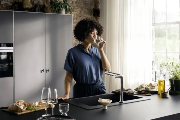 Смеситель для кухни Hansgrohe Aqittura M91 76804000 хром фото в интернет-магазине «Wasser-Haus.ru»