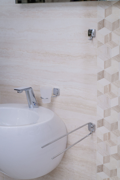 Крючок Koin Nice NI010 фото в интернет-магазине «Wasser-Haus.ru»