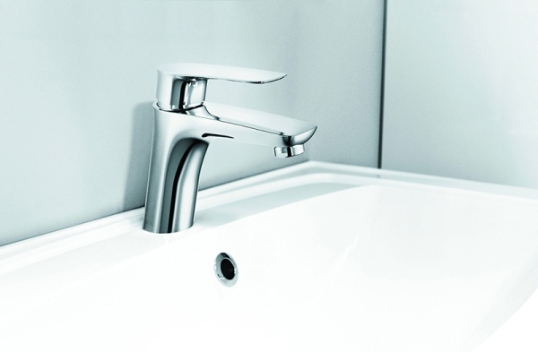 Душевой комплект Orange Mari M07-311cr два смесителя + Душевой гарнитур 1 Orange O-Shower фото в интернет-магазине «Wasser-Haus.ru»