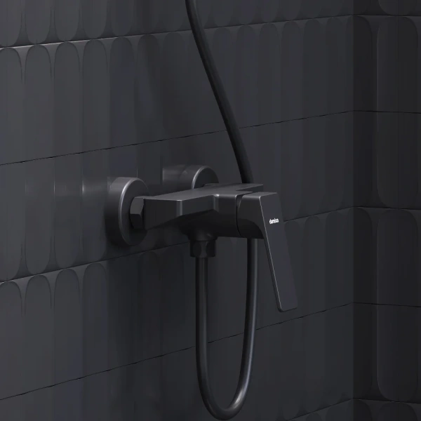 Смеситель для душа Damixa Merkur 402000300 черный фото в интернет-магазине «Wasser-Haus.ru»