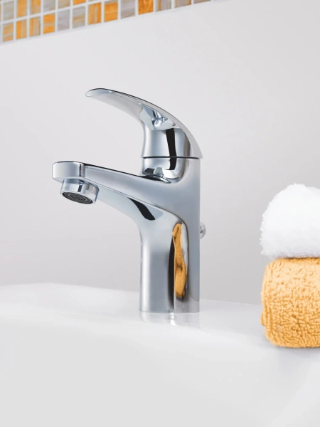 Смеситель для раковины Grohe BauCurve 32805000 фото в интернет-магазине «Wasser-Haus.ru»