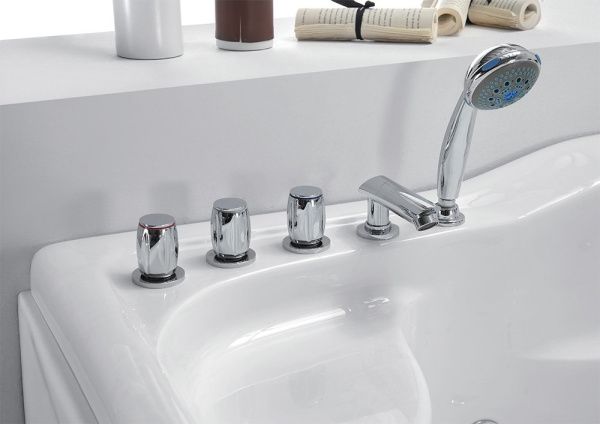 Акриловая ванна Gemy G9083 K L фото в интернет-магазине «Wasser-Haus.ru»