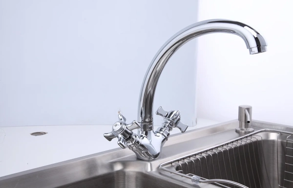 Смеситель для кухни Frap H24 F4224 фото в интернет-магазине «Wasser-Haus.ru»