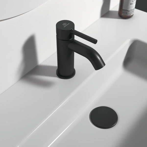 Смеситель для раковины Ideal Standard Ceraline BC268XG черный фото в интернет-магазине «Wasser-Haus.ru»