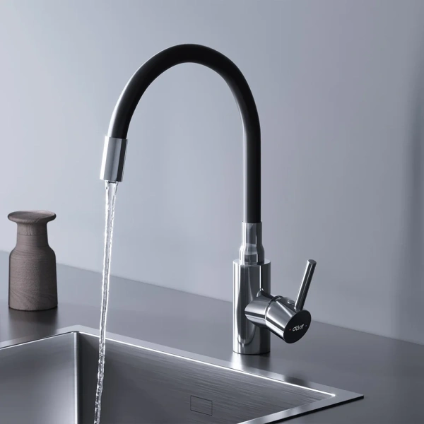 Смеситель для кухни Dorff Logic D3007622 хром, черный, с гибким изливом фото в интернет-магазине «Wasser-Haus.ru»