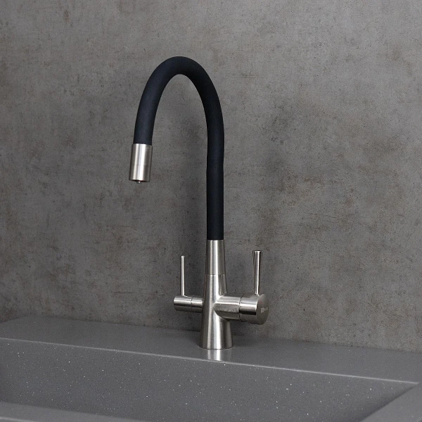 Смеситель для кухни Lemark Comfort LM3075BN-Black с гибким изливом, никель, черный фото в интернет-магазине «Wasser-Haus.ru»