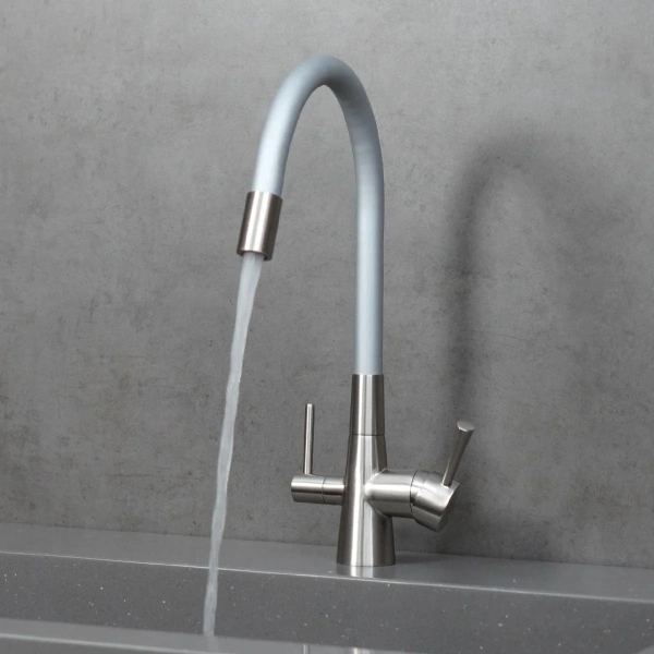 Смеситель для кухни Lemark Comfort LM3075BN-Silver с гибким изливом, никель, серебристый фото в интернет-магазине «Wasser-Haus.ru»