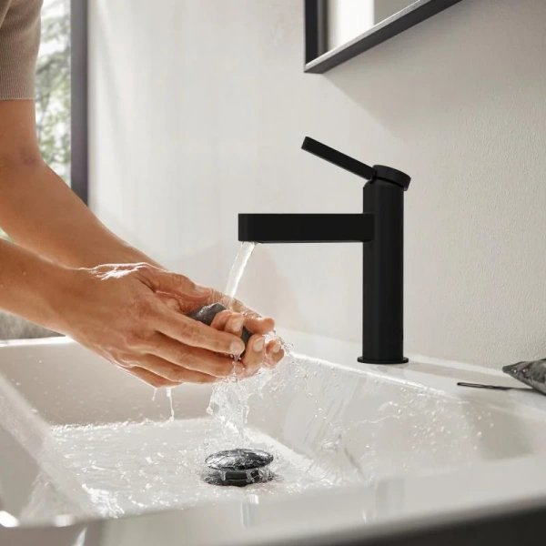 Кран Hansgrohe Finoris 100 76013670 для раковины, матовый черный фото в интернет-магазине «Wasser-Haus.ru»