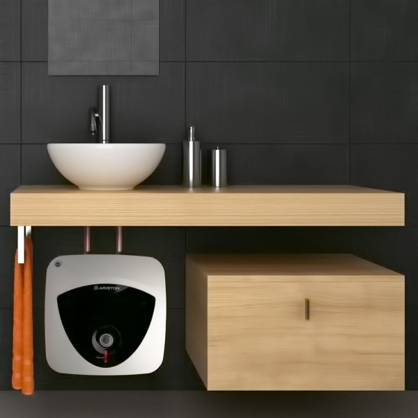 Водонагреватель Ariston ABS Andris Lux 6 UR под раковиной фото в интернет-магазине «Wasser-Haus.ru»